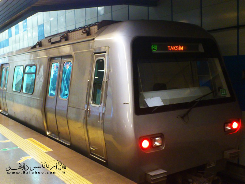 مترو در استانبول.