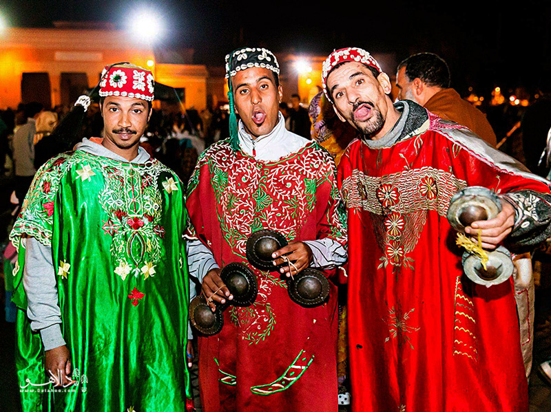 هر سال 5000 دونده برای ماراتن مراکش در میدان بزرگ حاضر می‌شوند.