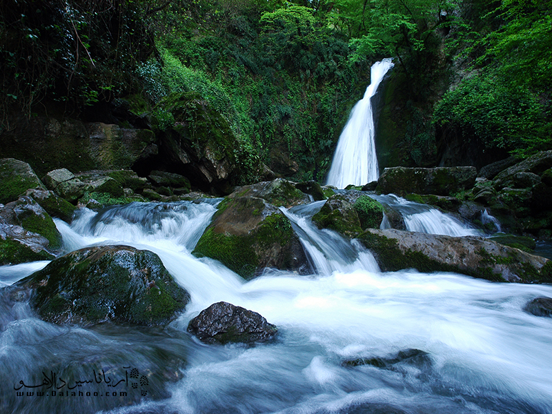 باران‌کوه و شیرآباد از زیباترین آبشارهای استان گلستان هستند.