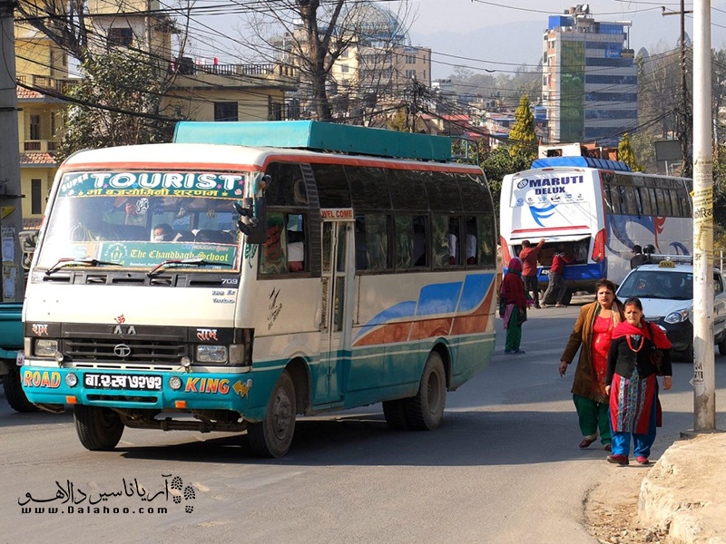 وسیله نقلیه محلی در نپال.