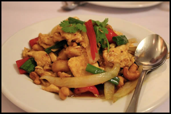 غذای تایلندی - Chicken Cashew nuts