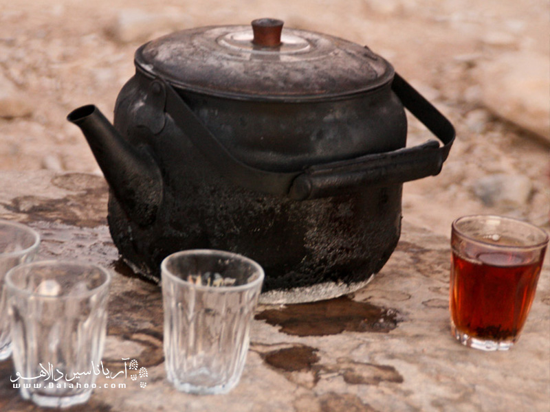  تنفس بخار یک فنجان چای داغ به‌ طور چشمگیری در مقایسه با تنفس هوای سرد در حفظ دمای بدن مؤثر است.