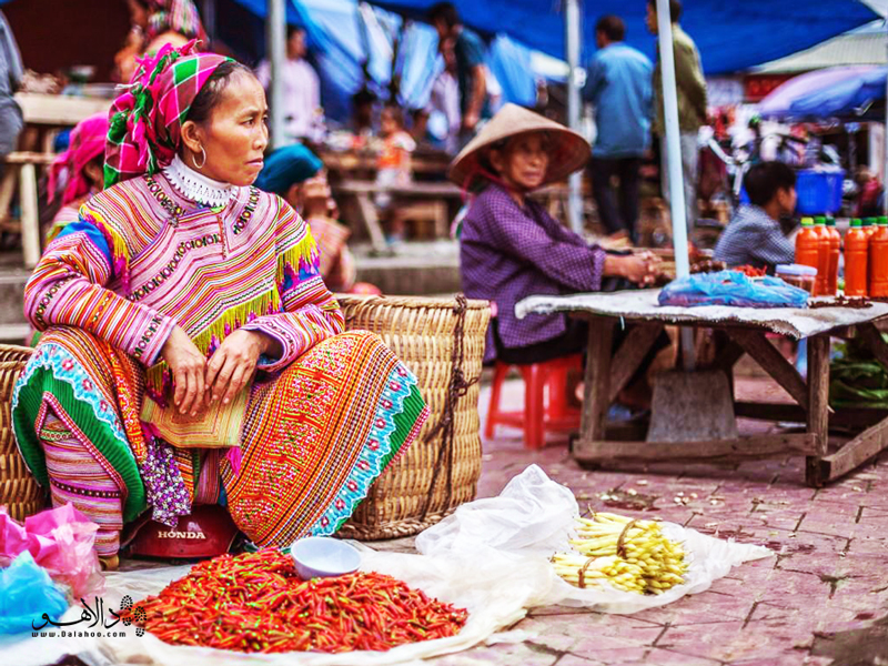 بازارهای ویتنامی جنب و جوشی از رنگ و تجارت­‌اند.