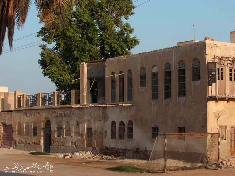 عمارت کوتی در بافت قدیمی در جنوب و جنوب غربی بوشهر در محل کوتی قرار دارد