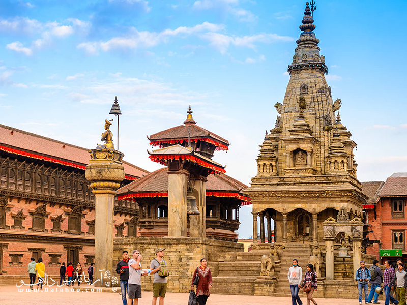 بلندترین معبد کشور نپال در بهاکتاپور قرار دارد.