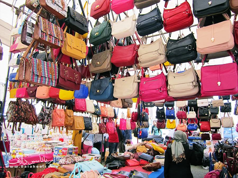 در شنبه بازار باکرکوی هرآنچه بخواهید به فروش می‌رسد.
