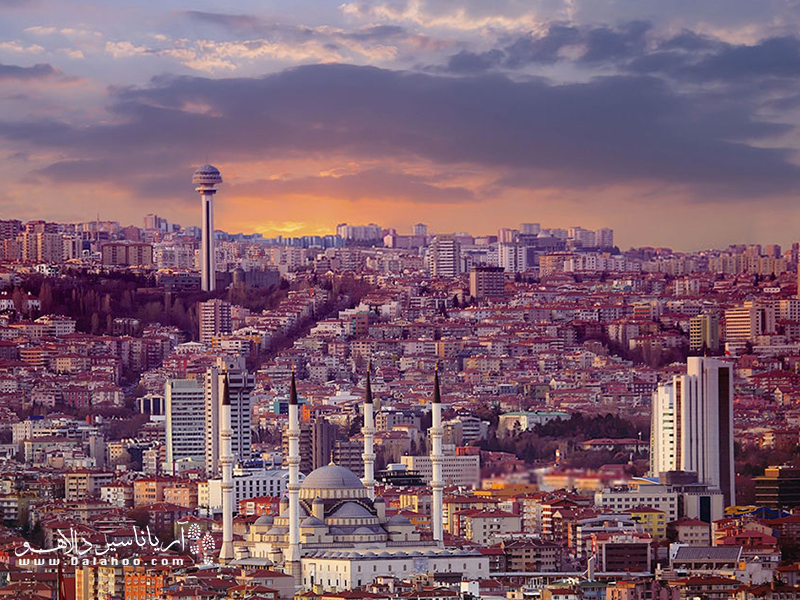  آنکارا، دومین شهر بزرگ و پایتخت ترکیه است.