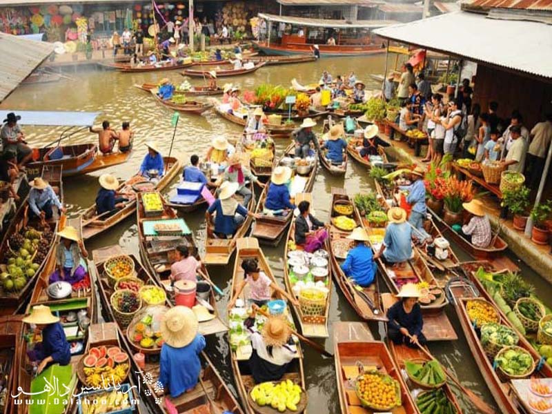 در ویتنام می‌توانید بزرگترین بازار شناور دلتا را ببینید