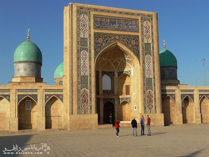 مدرسه باراک خان ازبکستان در قرن شانزدهم ساخته شده