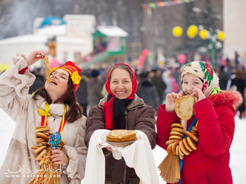 بازارهای محلی روسیه جای مناسبی برای تهیه غذای ارزان و خوشمزه است