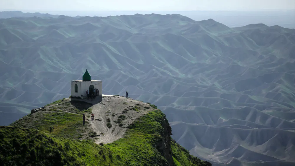 مقبره چوپان آتا در بهار