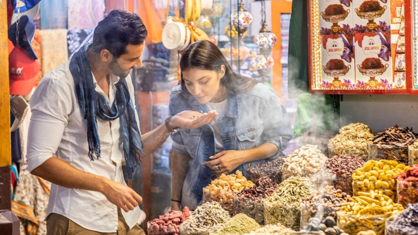 خرید ادویه از دبی یک پیشنهاد خوب برای سوغاتی و یادگاری است