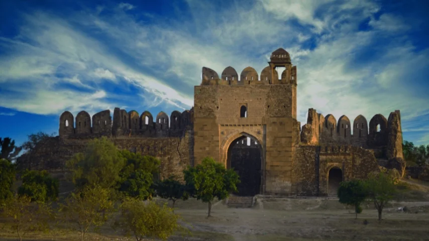 قلعه روهتاس پاکستان از آثار ارزشمند و ثبت جهانی در پاکستان است