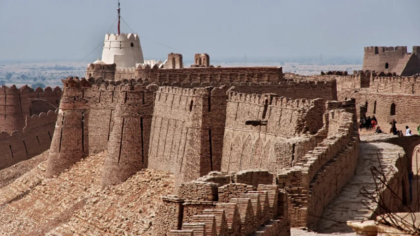 قلعه کوتی یکی از مهم‌ترین آثار تاریخی در محدوده سند است