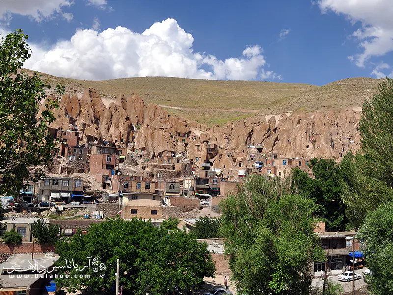 معماری صخره‌ای کندوان شگفت‌زده‌تان می‌کند.