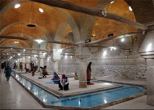 آب آن از قنات قلعچه حاجی میربهاالدین تامین می‌شده است.