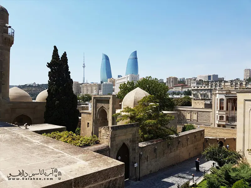 کاخ شیروان شاهی، از جاذبه‌های دیدنی باکو.