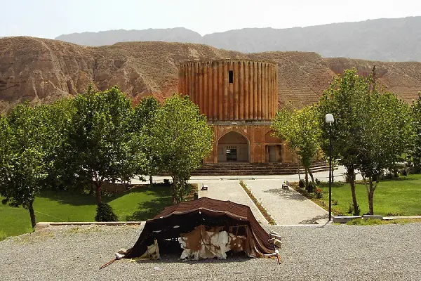 قصر خورشید کلات