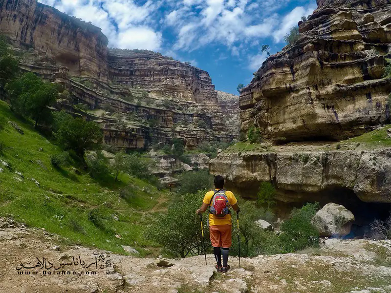می&zwnj;دانید در ایران زیبای&zwnj;مان چقدر جاذبه&zwnj;های بکر وجود دارد که می&zwnj;توان به آن سفر کرد؟ یکی از آن&zwnj;ها تنگه شیرز است. 