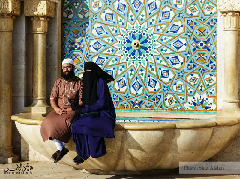 مسجد حسن دوم در کازابلانکا با کاشیکاری‌های خوشرنگ و نقوش جذاب