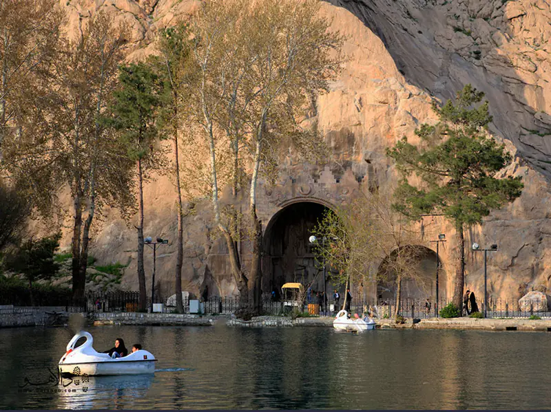 طاق بستان در کرمانشاه