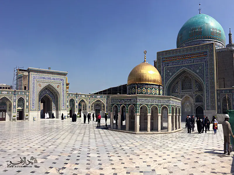 بازدید از حرم مطهر امام رضا.