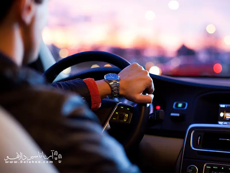 برای رانندگی در ترکیه با گواهینامه بین‌الملل، صاحب ماشین نیز باید کنارتان باشد.
