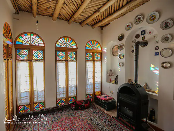 گوشه دنجی از خانه قجری.