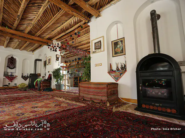 خونه قجری پر از گرما و صمیمیت است.