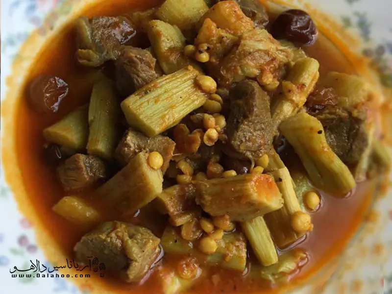  خورش ریواس در فصل بهار بسیار پرطرفدار است.