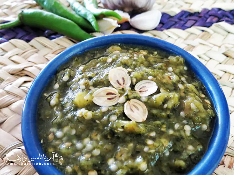 نازخاتون نوعی ترشی شمال است که طعم بادجان کبابی آن را از یاد نخواهید برد.