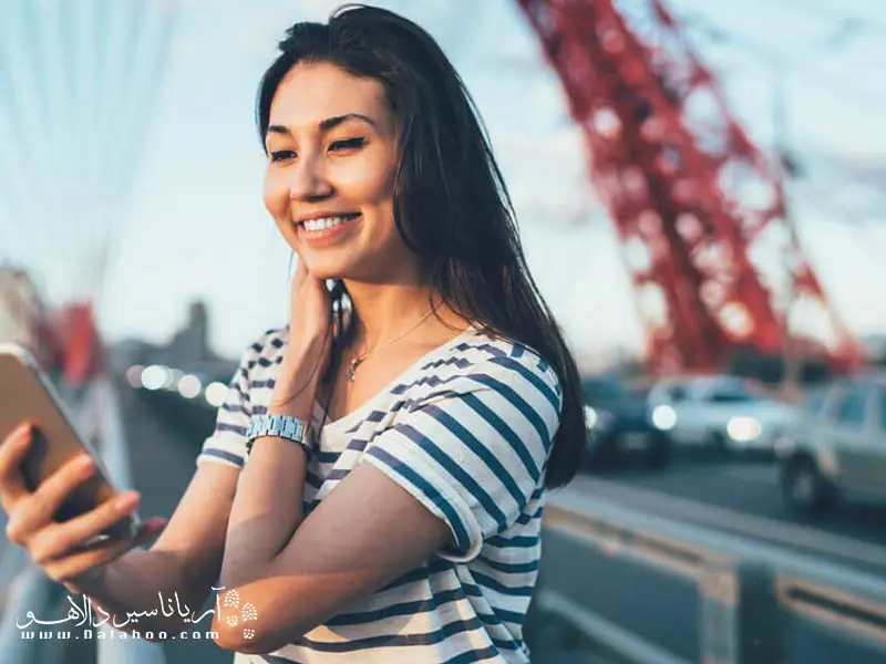 رومینگ همراه اول و ایرانسل را می‌توانید با گرفتن یک کد انجام دهید