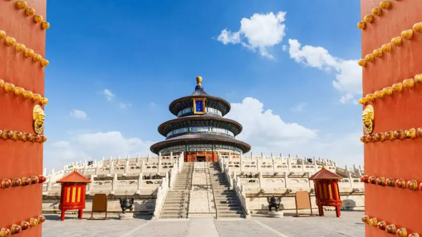 معبد آسمان از باشکوهترین و مهمترین آثار بهجا مانده از دوران کهن چین است