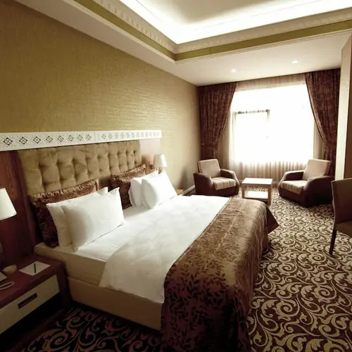 چطور به محل اقامتمان در تور اعتماد کنیم؟