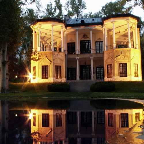 تور مجموعه کاخ‌های سلطنتی و زیباترین عمارت ایران